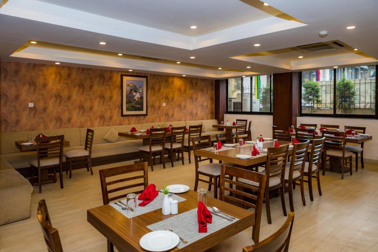 M Hotel Thamel-Катманду Экстерьер фото